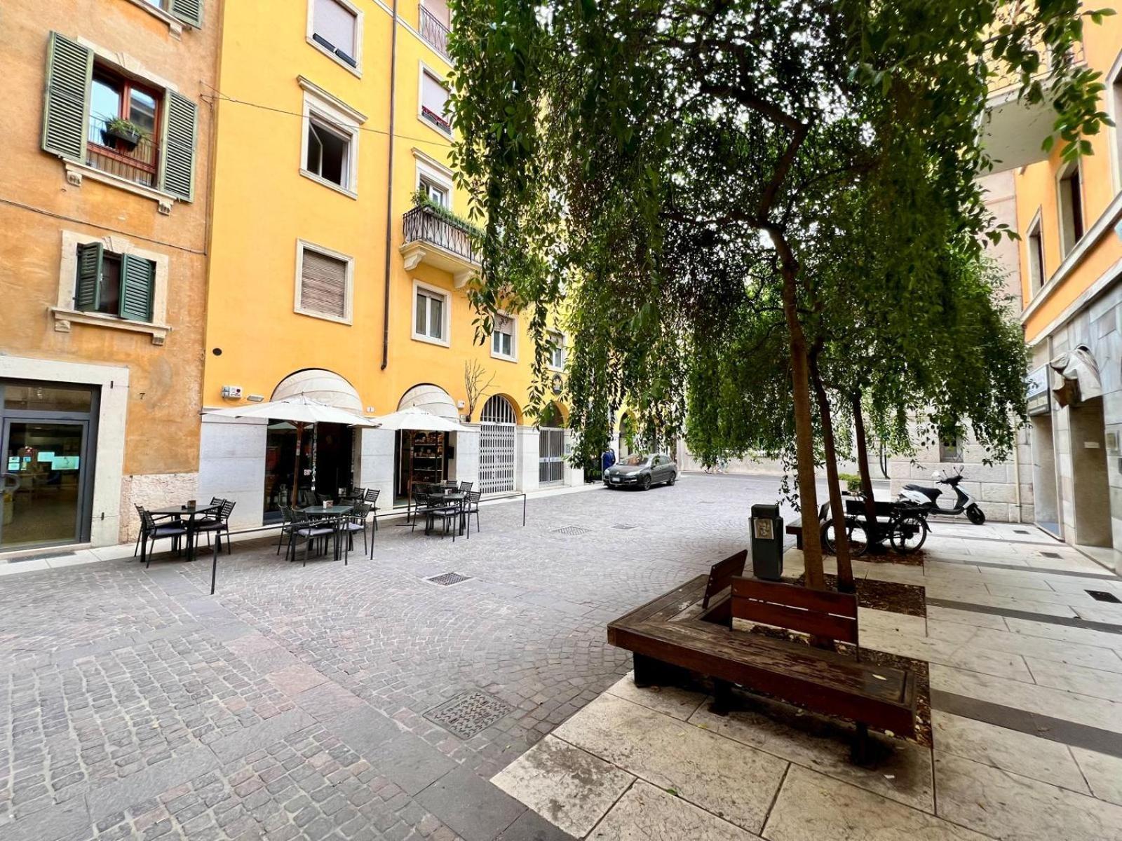 Frame Of Verona Apartments Luaran gambar